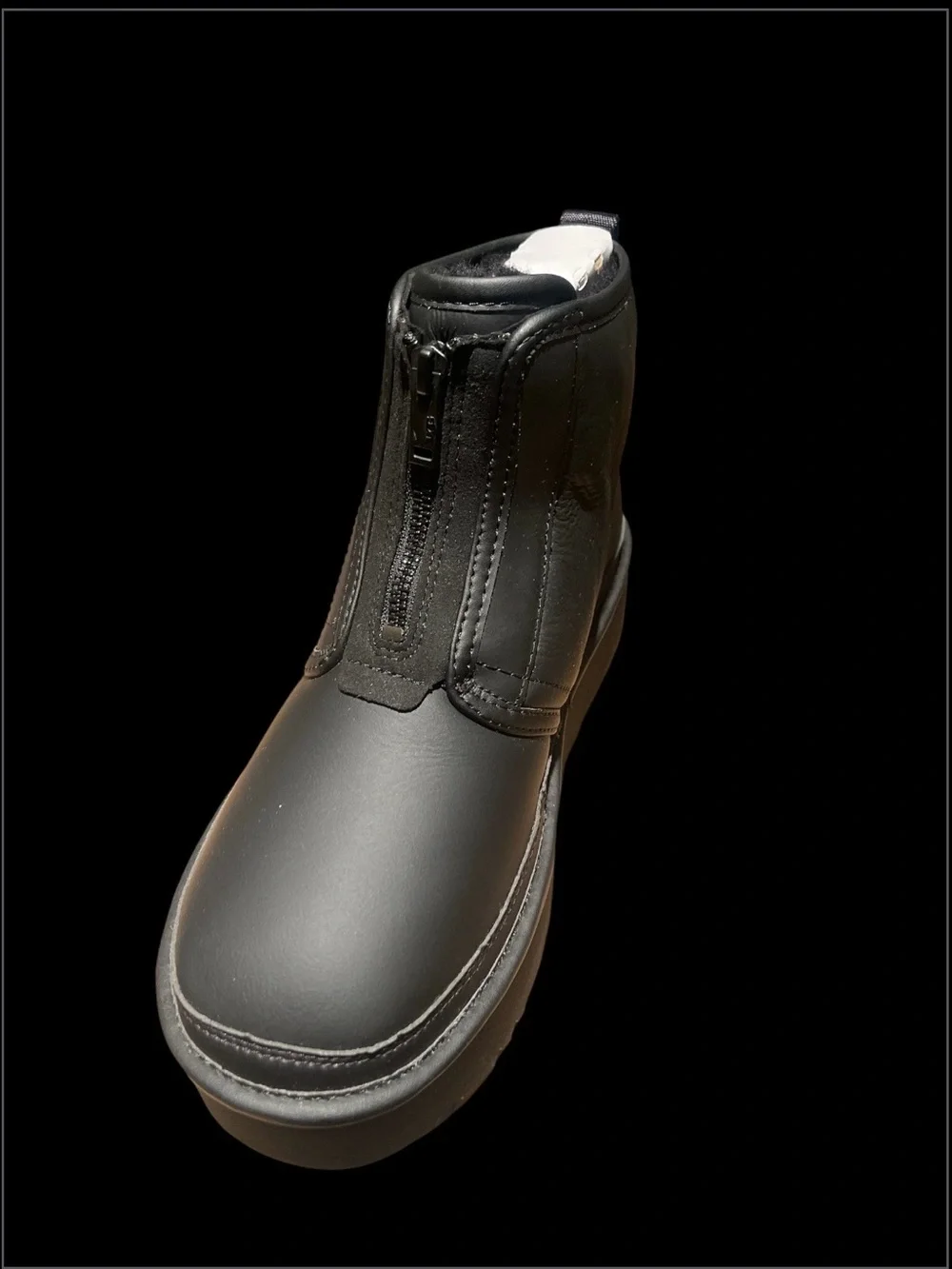 UGG Woman Neumel Platform Zip Boots in Umber